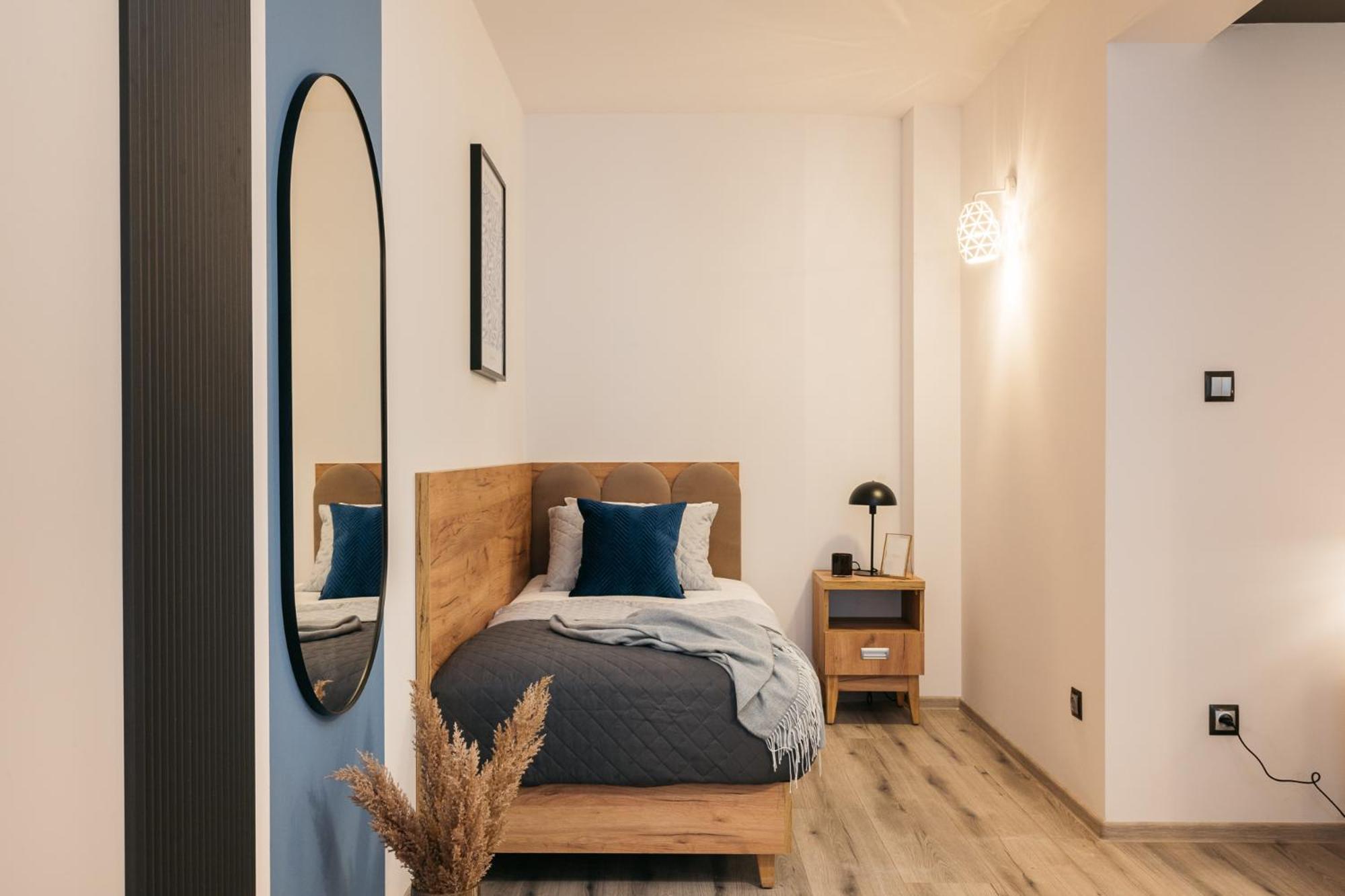 Orso Rooms & Apartments - Loftaffair Collection Варшава Екстериор снимка