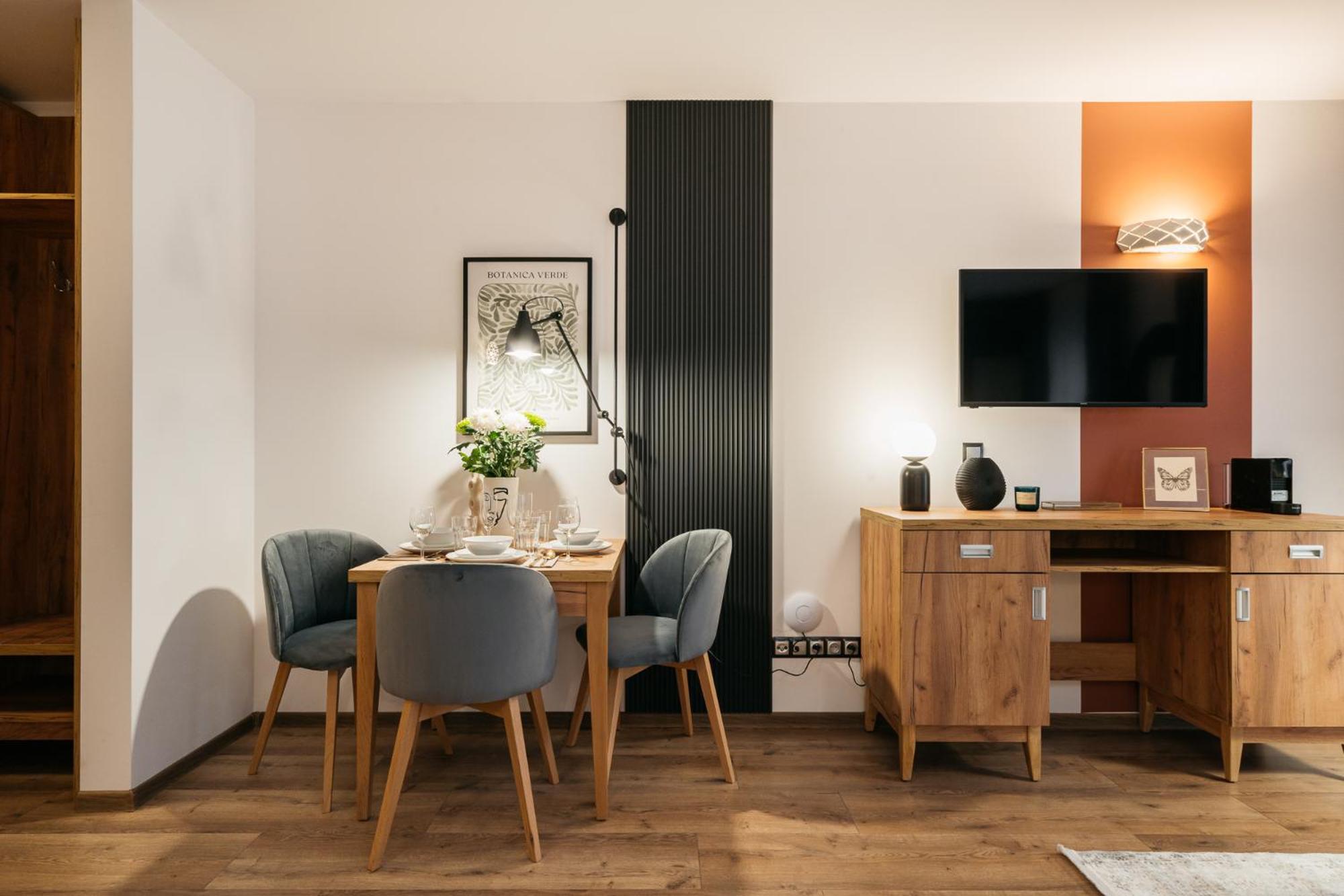 Orso Rooms & Apartments - Loftaffair Collection Варшава Екстериор снимка